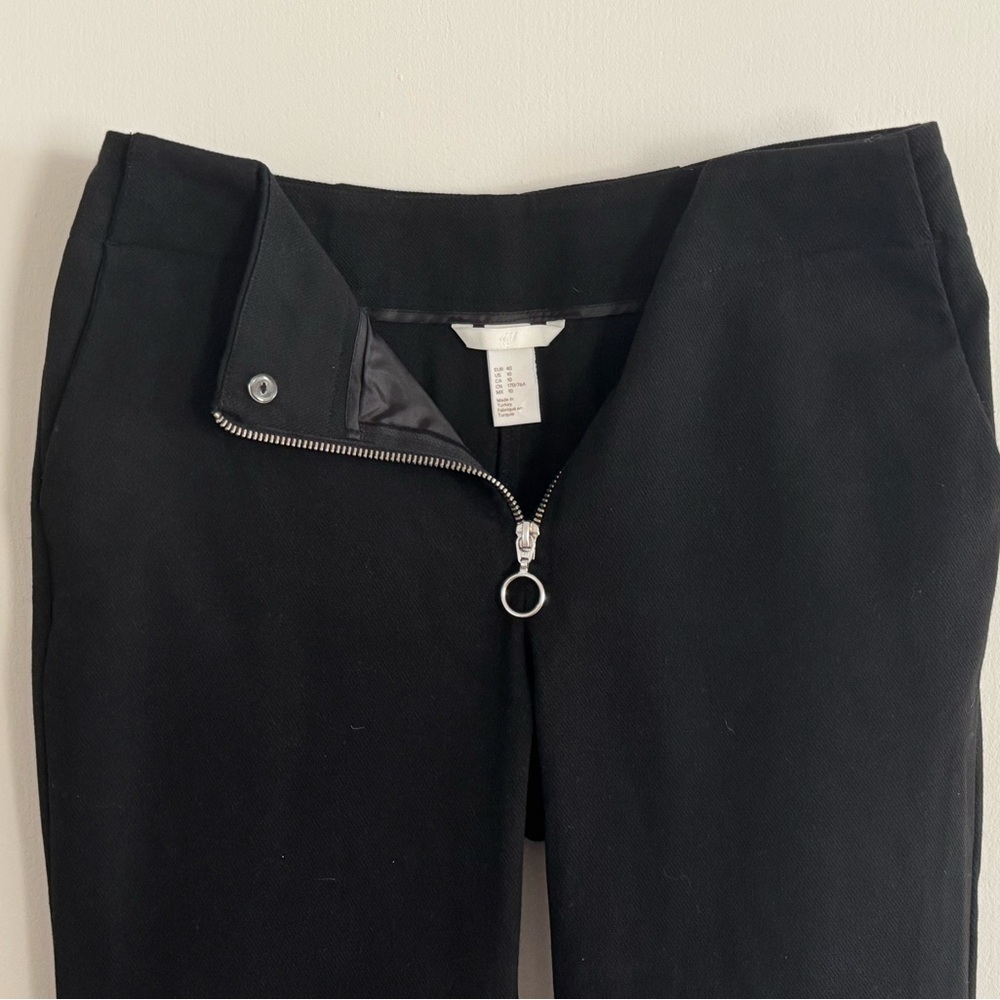 H&M Black Ankle Cropped Pants